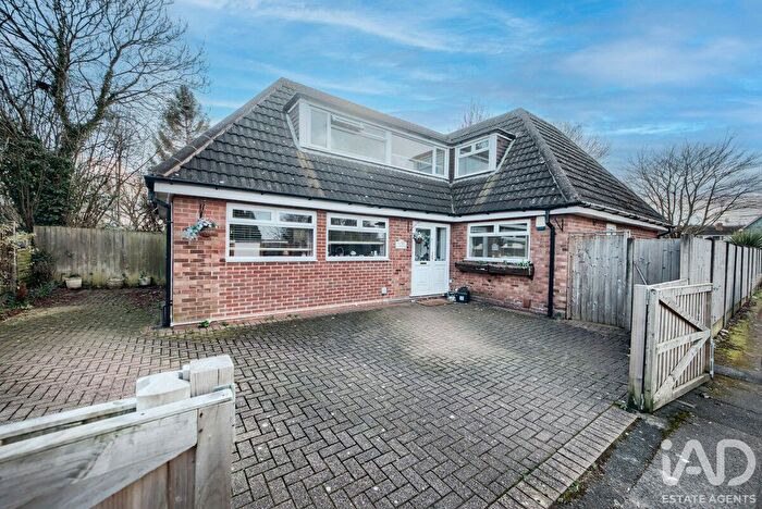 4 Bedroom Detached Bungalow For Sale In Campbells Green, Birmingham, B26