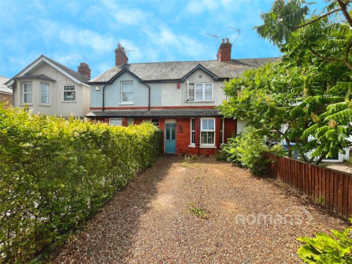 2 Bedroom Terraced House For Sale In Windsor Road, Maidenhead, Berkshire, SL6