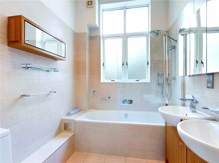 2 Bedroom Apartment To Rent In Hobbs House, Thames Street, Sonning, Reading, RG4