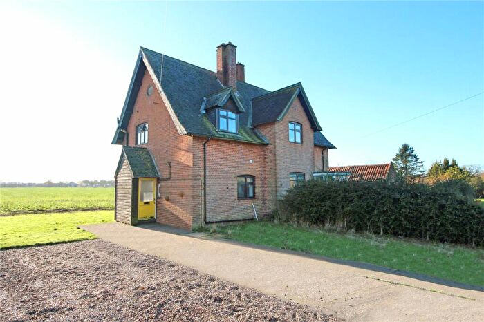 2 Bedroom Semi-Detached House To Rent In Brickle Road, Stoke Holy Cross, Norwich, Norfolk, NR14