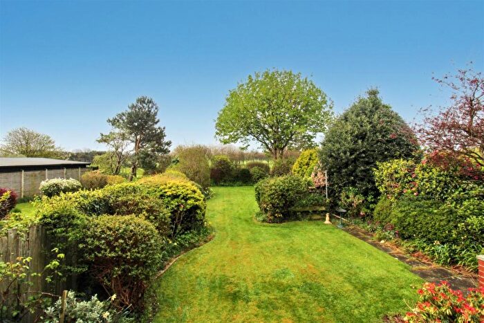 4 Bedroom Semi-Detached House To Rent In Millview Drive, North Shields, NE30