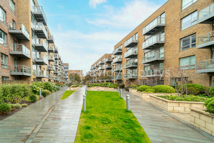 2 Bedroom Apartment To Rent In High Street, Hornsey, London, N8