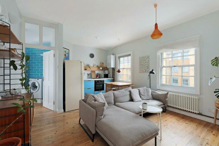 2 Bedroom Apartment To Rent In Coldharbour Lane, London, SE5