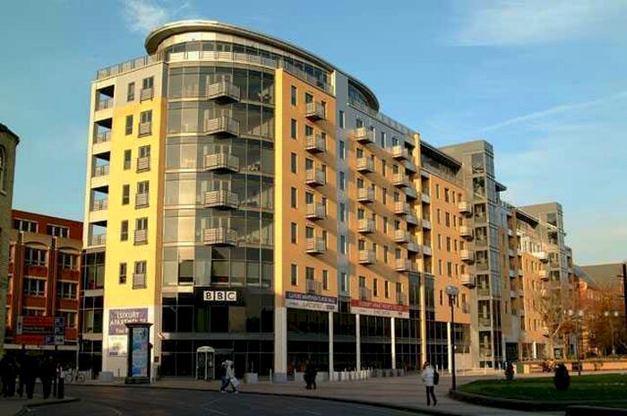 1 Bedroom Apartment To Rent In Queens Court, Queens Dock Avenue, Hull, HU1