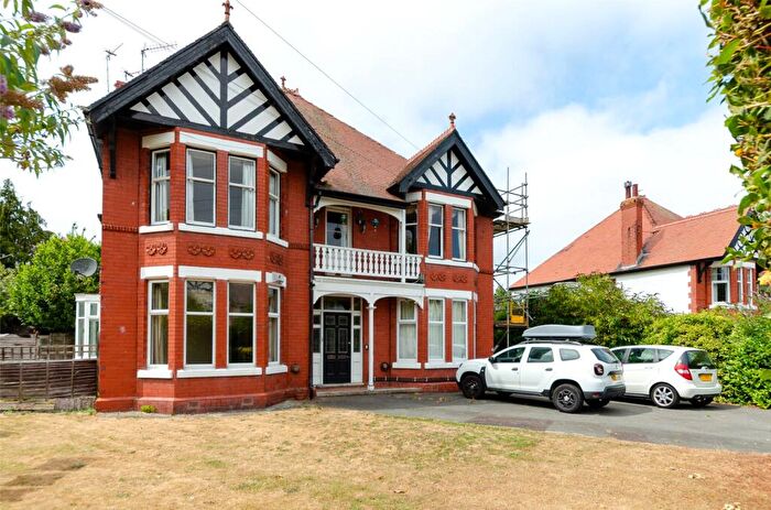 1 Bedroom Apartment For Sale In Kings Road, Colwyn Bay, Conwy, LL29