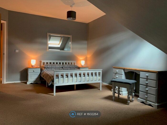 1 Bedroom Flat To Rent In Warwick Road, Banbury, OX16