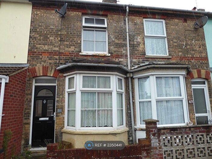 2 Bedroom Terraced House To Rent In Cambridge Road, Lowestoft, NR32