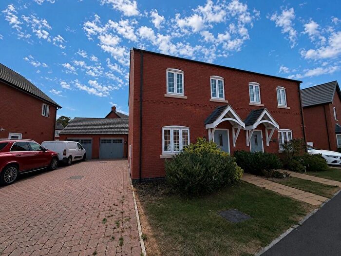 3 Bedroom Semi-Detached House To Rent In Fairfields, Branston, Burton Upon Trent, DE14