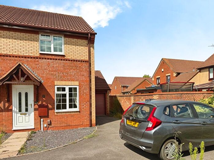 2 Bedroom Semi Detached House To Rent In Sterling Way, Nuneaton, CV11