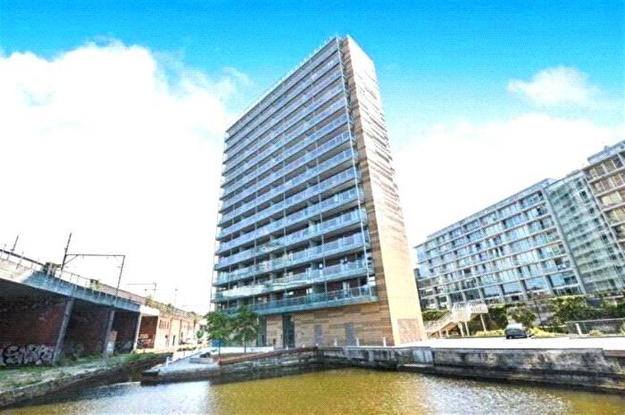 2 Bedroom Apartment To Rent In St Georges Island, Kelsoe Place, Manchester, M15