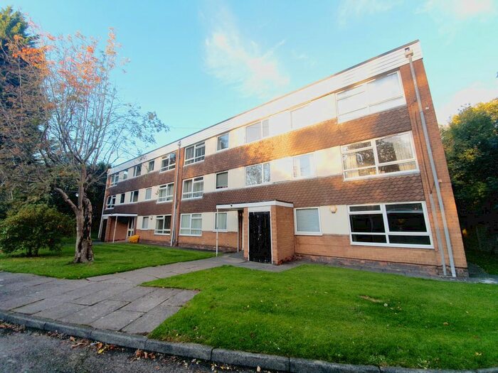2 Bedroom Flat To Rent In Denise Drive, Harborne, Birmingham, B17