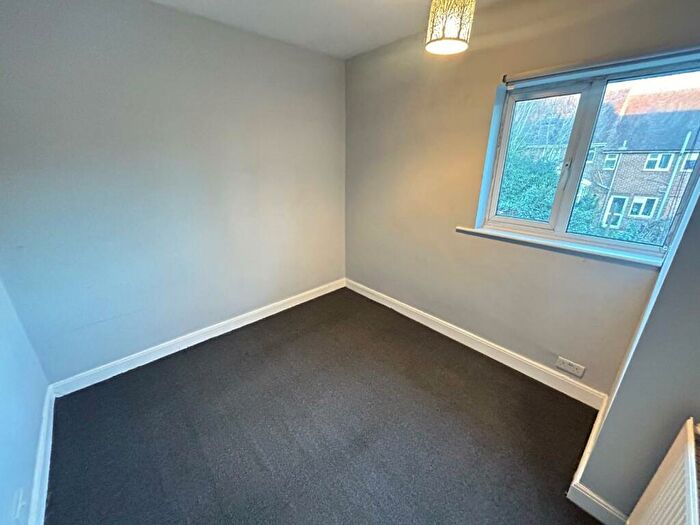 2 Bedroom End Of Terrace House To Rent In Danefield Road, Abington, Northampton, NN3