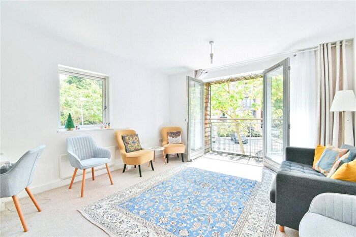 2 Bedroom Apartment To Rent In Nell Lane, Didsbury, Manchester, Greater Manchester, M20