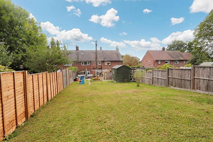 3 Bedroom Terraced House For Sale In St. Peters Close, Curdridge, SO32