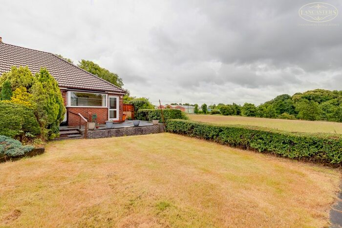 2 Bedroom Semi-Detached Bungalow For Sale In Scot Lane, Blackrod, Bolton, BL6