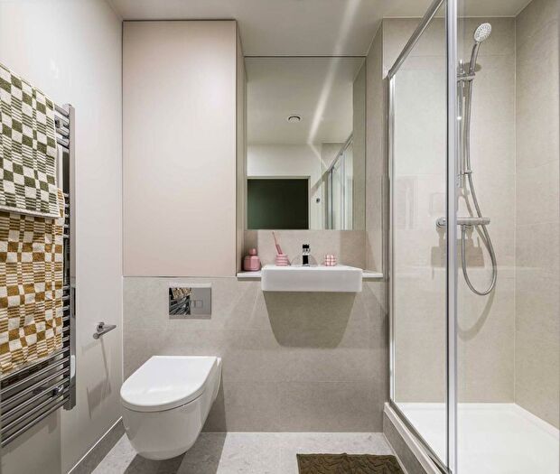 1 Bedroom Flat To Rent In Marble House, Hayes And Harlington, Hayes, UB3