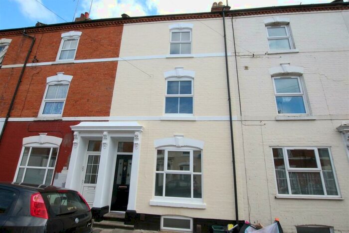 5 Bedroom House To Rent In Hood Street, Northampton, NN1
