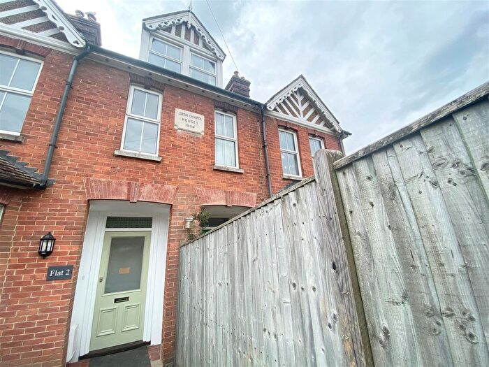 2 Bedroom Flat To Rent In Ashford Road, St. Michaels, Tenterden, TN30