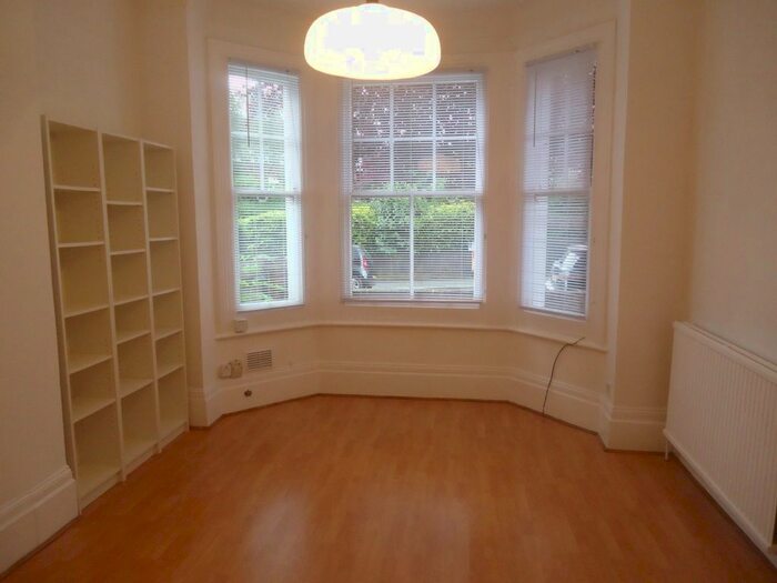 1 Bedroom Flat To Rent In , Bishops Road, Highgate, N6