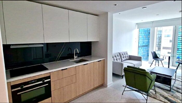 1 Bedroom Flat To Rent In The Bouchon, London, E1