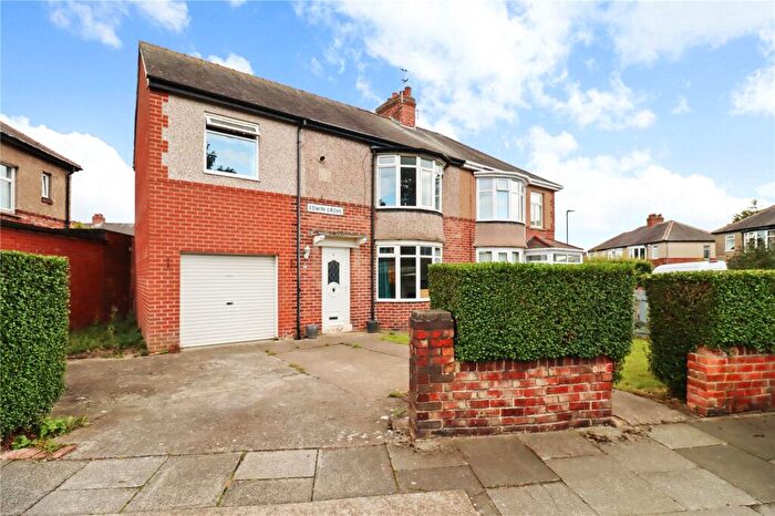 3 Bedroom Semi-Detached House For Sale In Edwin Grove, Wallsend, Tyne And Wear, NE28
