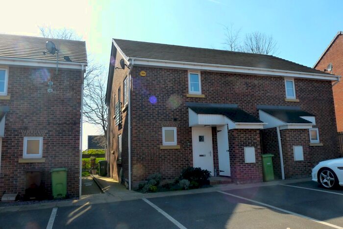 1 Bedroom Mews To Rent In Bolling Mews, Castleford, WF10