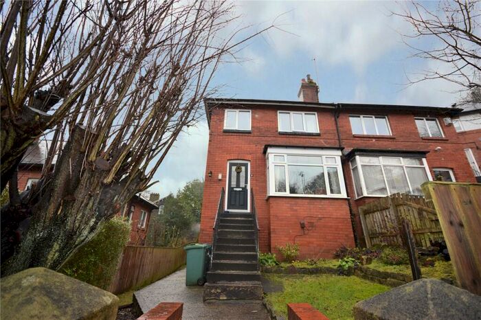 3 Bedroom Semi-Detached House To Rent In Ridge Grove, Meanwood, Leeds, LS7