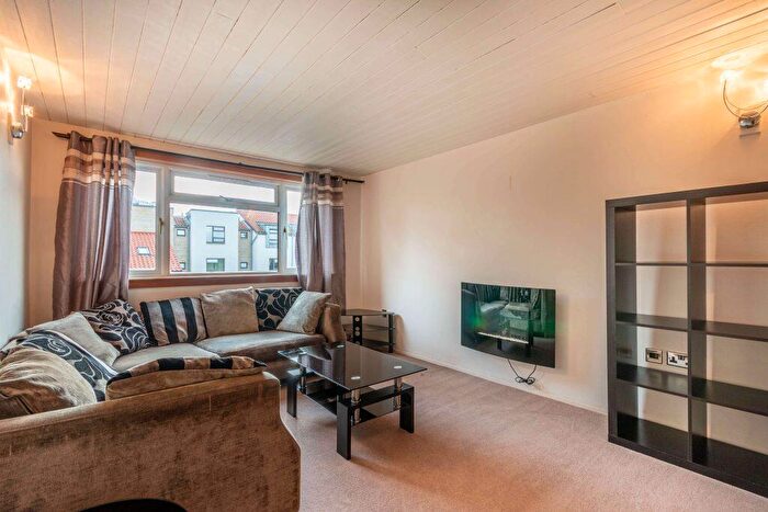 1 Bedroom Flat To Rent In L – Cramond Green, Edinburgh, EH4