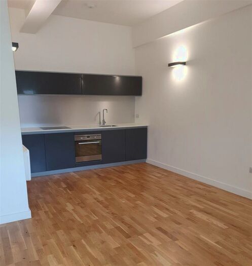 1 Bedroom Flat To Rent In Lilycroft Road, Bradford, BD9