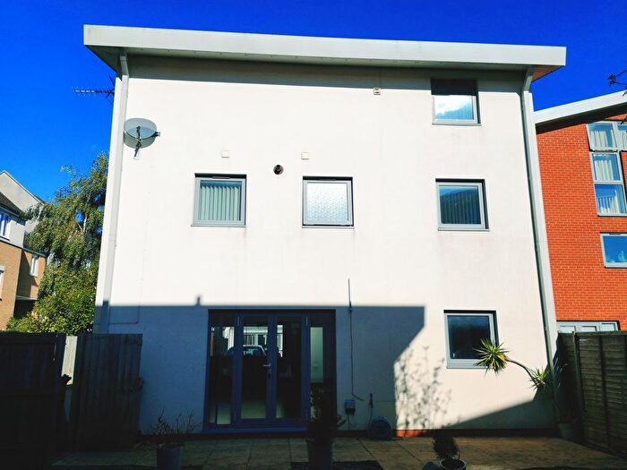 3 Bedroom Property To Rent In Broad Street, Cambridge, CB23