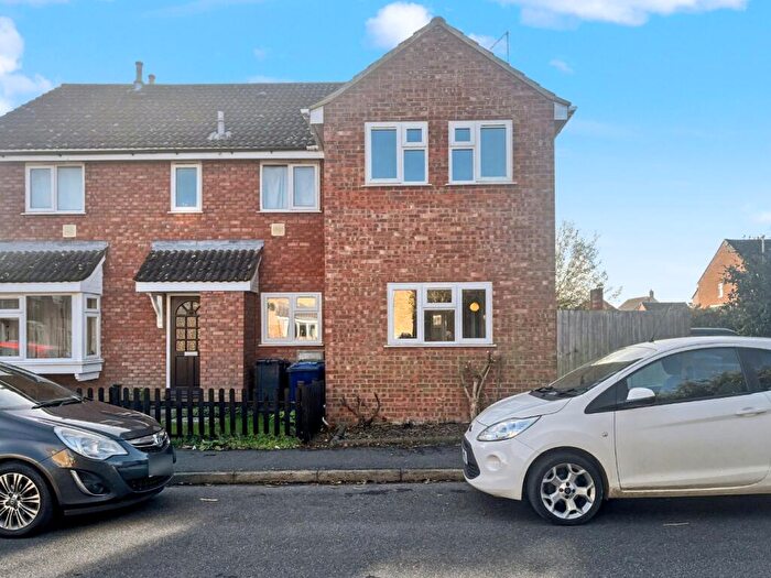 3 Bedroom Semi Detached House To Rent In St Ives, PE27