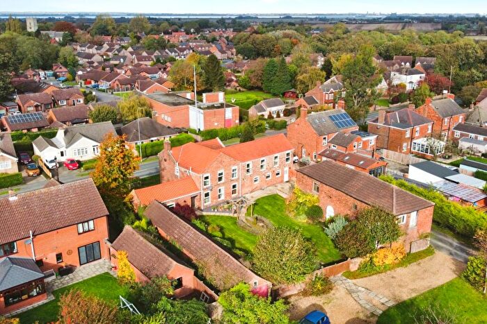 4 Bedroom Detached House For Sale In Park Farm, Wold Road, DN19