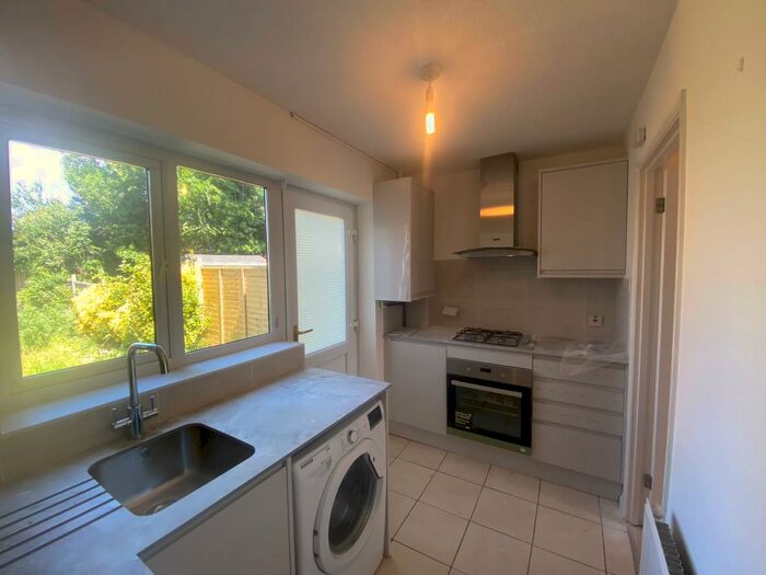 1 Bedroom Semi-Detached House To Rent In Paddocks Close, Bradley Stoke, BS32