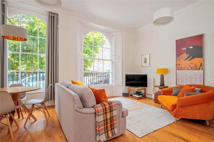 1 Bedroom Apartment To Rent In Myddelton Square, London, EC1R