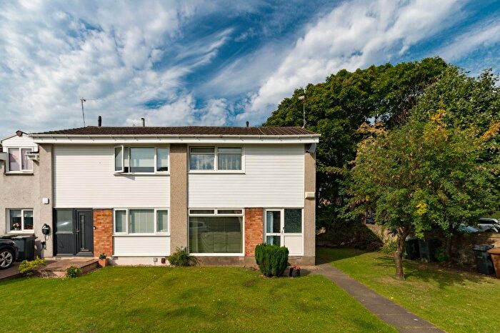 4 Bedroom Semi-Detached House For Sale In Relugas Gardens, Edinburgh, EH9