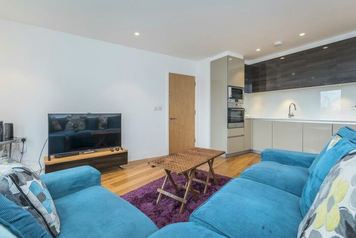 2 Bedroom Apartment To Rent In Bywell Place, E16