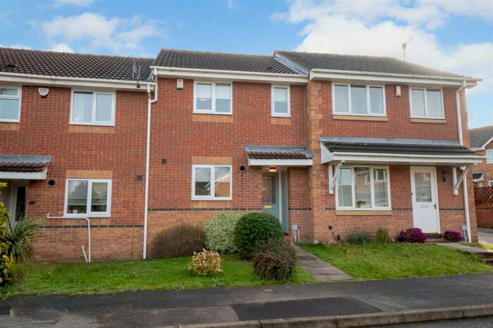 2 Bedroom Semi-Detached House To Rent In Syon Park Close, West Bridgford, Nottingham, Nottinghamshire, NG2