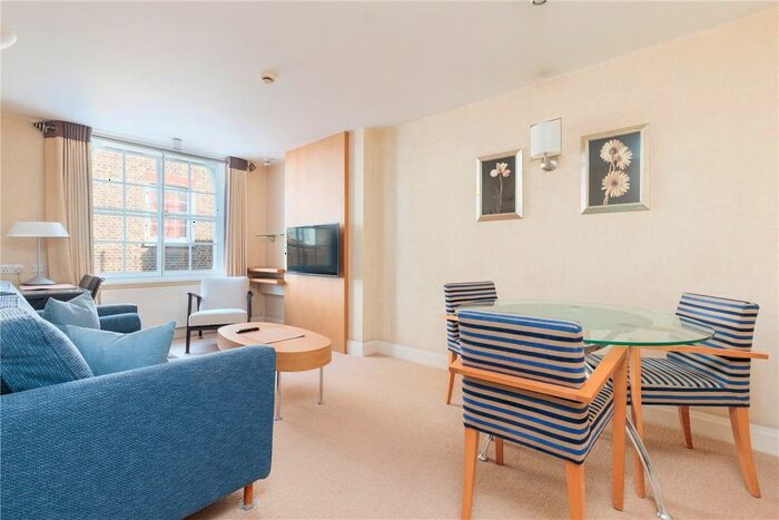 2 Bedroom Flat To Rent In St Christopher's Place, Marylebone, London, W1U