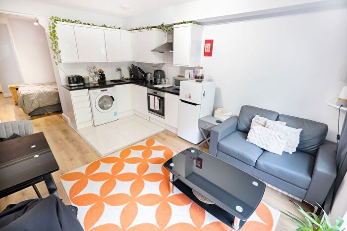Studio To Rent In Lexham Gardens (B), Kensington, London, W8