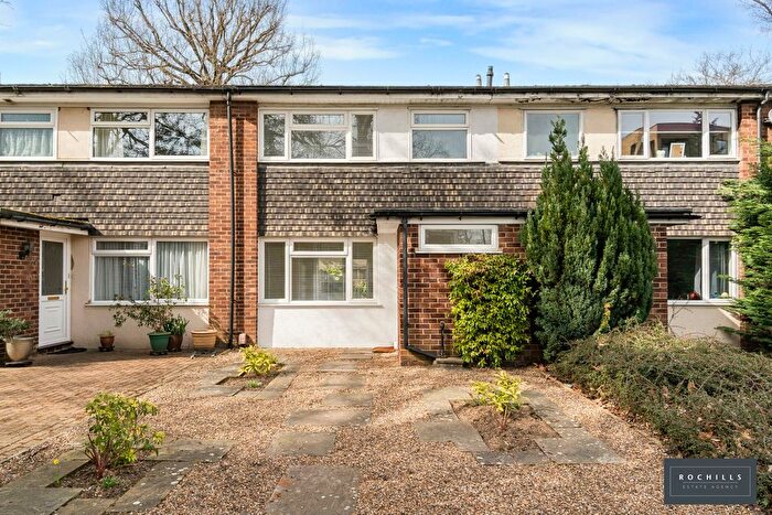 3 Bedroom Terraced House To Rent In Station Avenue, Walton-On-Thames, Surrey, KT12