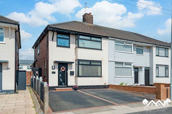 3 Bedroom Semi Detached House For Sale In Ashbourne Crescent, Roby, Liverpool, L36