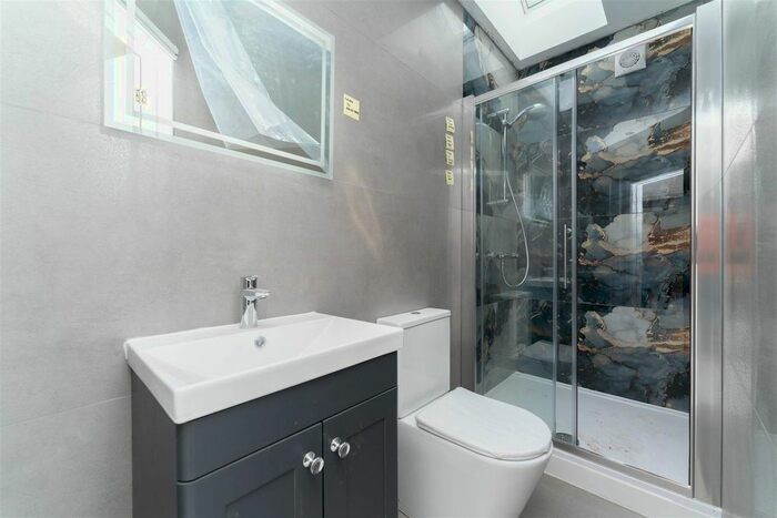 2 Bedroom Semi-Detached Bungalow For Sale In Beaufort Gardens, Heston, Hounslow, TW5