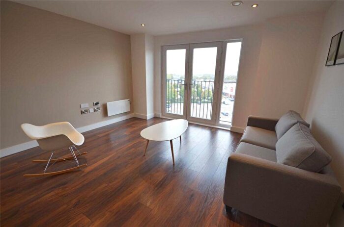 2 Bedroom Apartment To Rent In Wilburn Basin, Ordsall Lane, Salford, M5