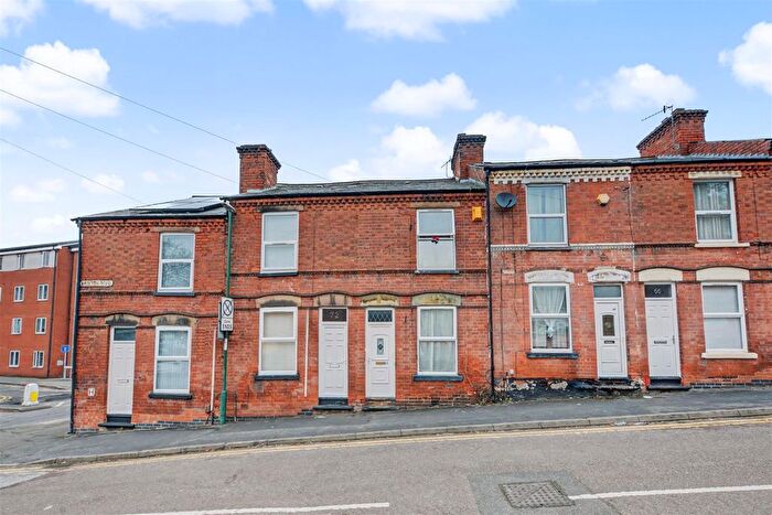 2 Bedroom Terraced House For Sale In Brixton Road, Nottingham, NG7