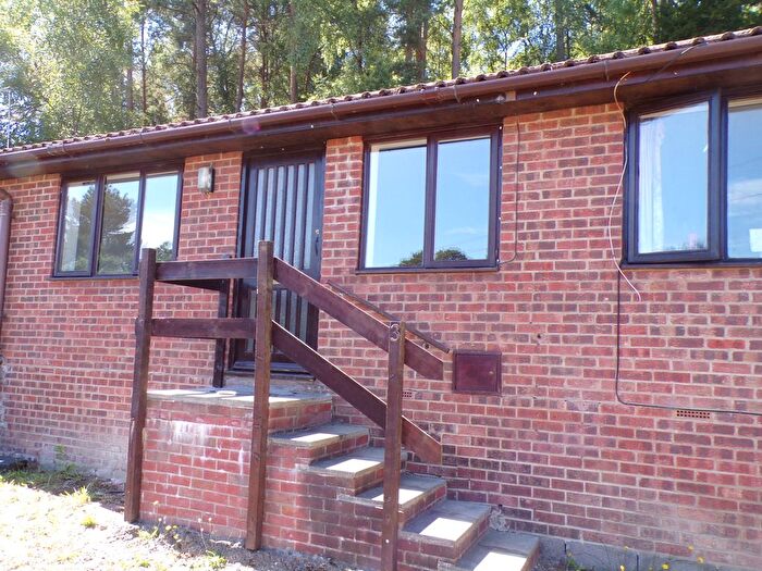 2 Bedroom Terraced House To Rent In Hurn Road, Ringwood, BH24