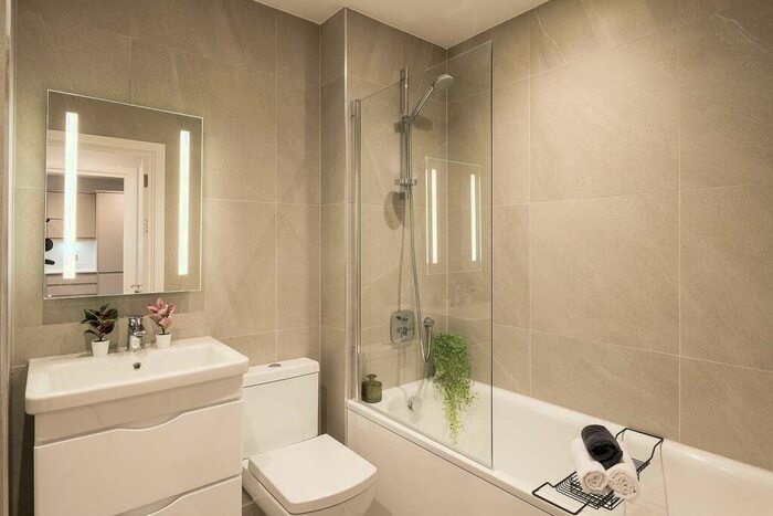 1 Bedroom Apartment To Rent In Marlowes, Hemel Hempstead, HP1