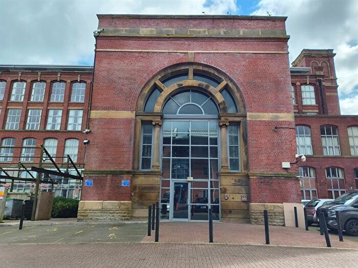 2 Bedroom Flat For Sale In New Hall Lane, Preston, PR1