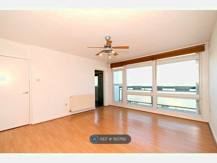 1 Bedroom Flat To Rent In Landmark Heights, London, E5
