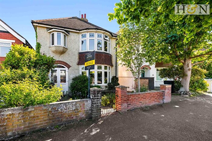 4 Bedroom Detached House For Sale In Portland Road, Hove, BN3