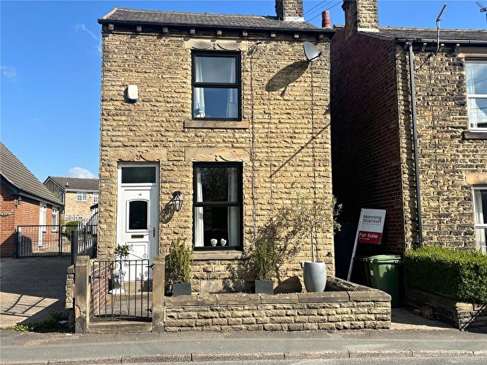 2 Bedroom Detached House For Sale In Manor Road, Ossett, West Yorkshire, WF5